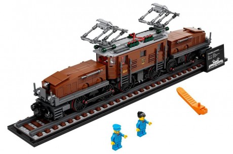 Lego Creator 10277 Crocodile Locomotive-1
