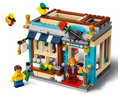 Lego Creator 31105 Townhouse Toy Store-3