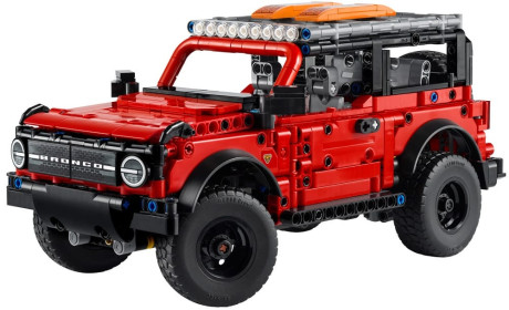 LEGO Technic 42213 Ford Bronco SUV-1