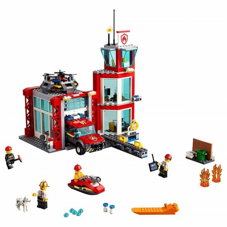 Lego City 60215 Fire Station-1