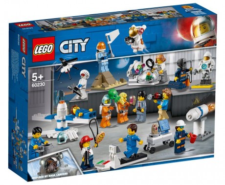 Lego City 60228 Deep Space Rocket and Launch Control