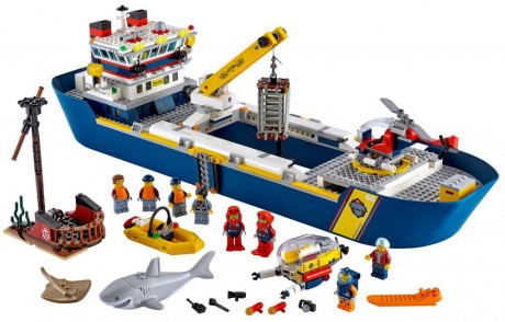 Lego City 60266 Ocean Exploration Ship-1