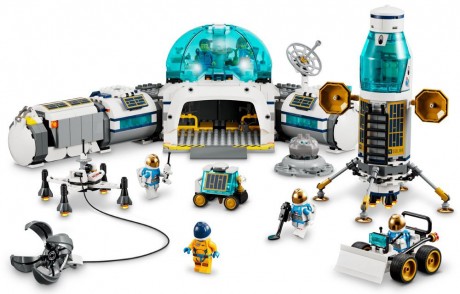 Lego City 60350 Lunar Research Base-1