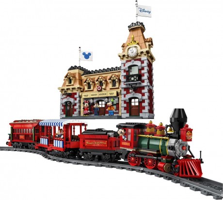 Lego Disney 71044 Disney Train and Station-1