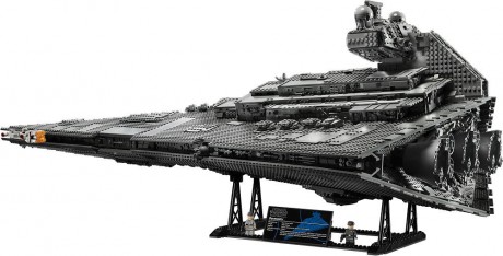 Lego Star Wars 75252 Imperial Star Destroyer-1