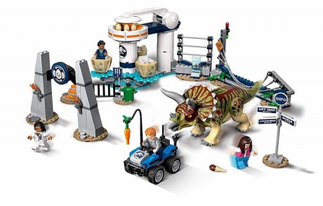 Lego Jurassic World 75937 Triceratops Rampage-1