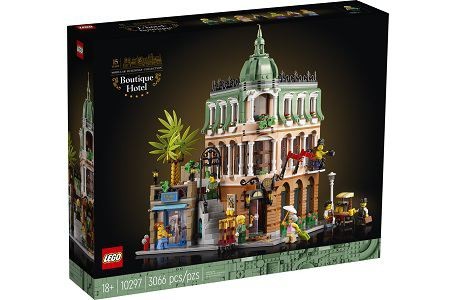 LEGO Icons 10297 Boutique Hotel
